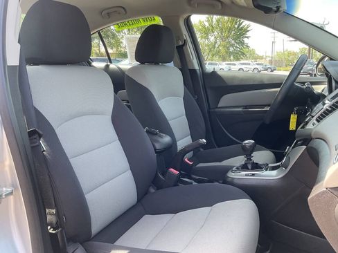 Used 2012 Chevrolet Cruze LS FWD image 35