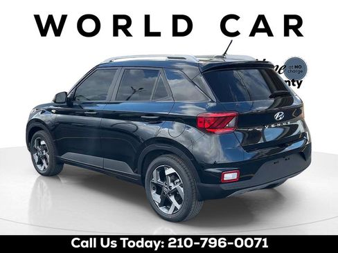 New 2026 Hyundai Venue SEL FWD image 4