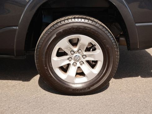 Used 2019 RAM 1500 Laramie w/ Trailer Tow Group RWD image 10