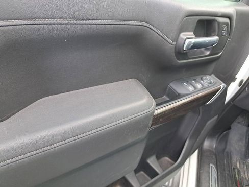 Used 2022 Chevrolet Silverado 1500 LT Trail Boss w/ Safety Package image 19