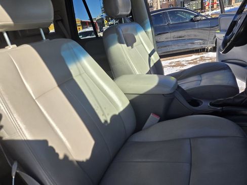 Used 2008 Chevrolet TrailBlazer LT image 25