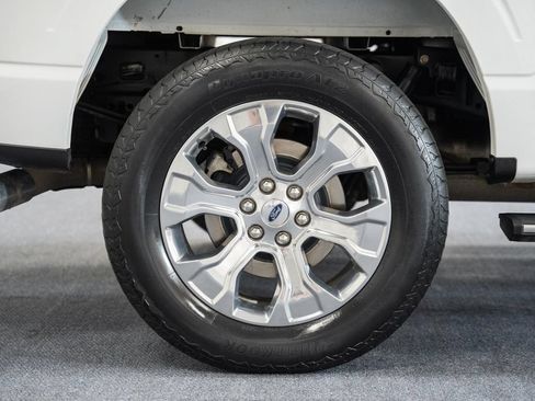 Used 2021 Ford F150 Platinum w/ Equipment Group 701A High AWD/4WD image 17