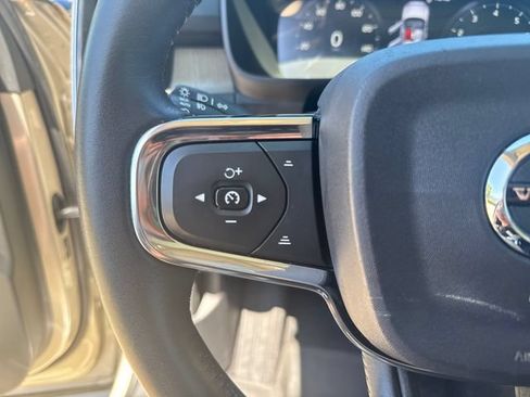 Used 2019 Volvo XC40 T5 Inscription AWD/4WD image 32