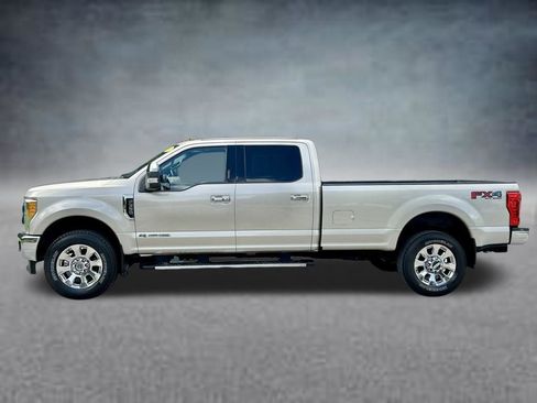 Used 2017 Ford F350 Lariat w/ Lariat Ultimate Package AWD/4WD image 8