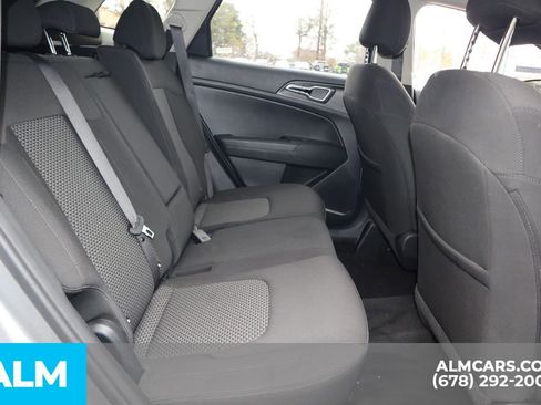 Used 2024 Kia Sportage LX image 21