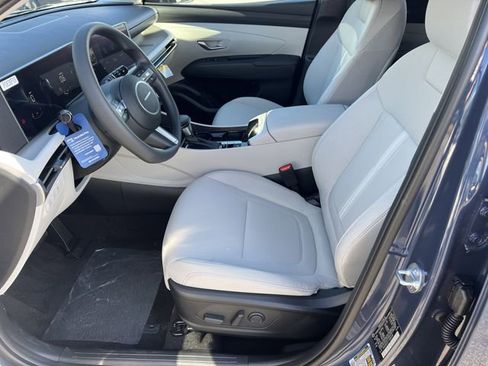 New 2026 Hyundai Tucson SEL FWD image 9