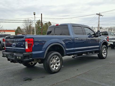 Used 2019 Ford F250 Lariat w/ Chrome Package image 11