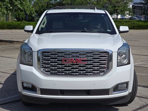Used 2019 GMC Yukon Denali w/ Denali Ultimate Package AWD/4WD image 11