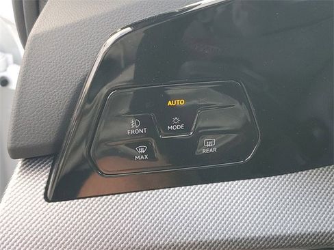 New 2026 Volkswagen GTI SE image 28