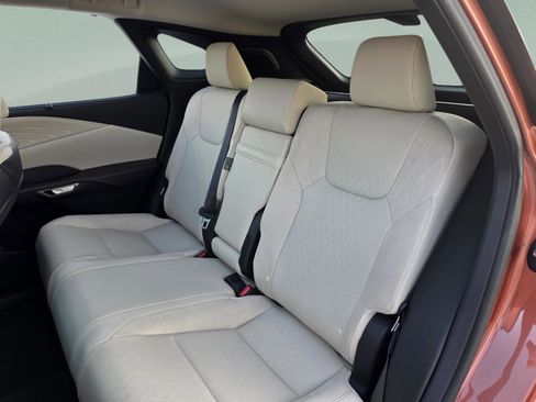 Used 2026 Lexus RX 350 w/ Convenience Package image 24