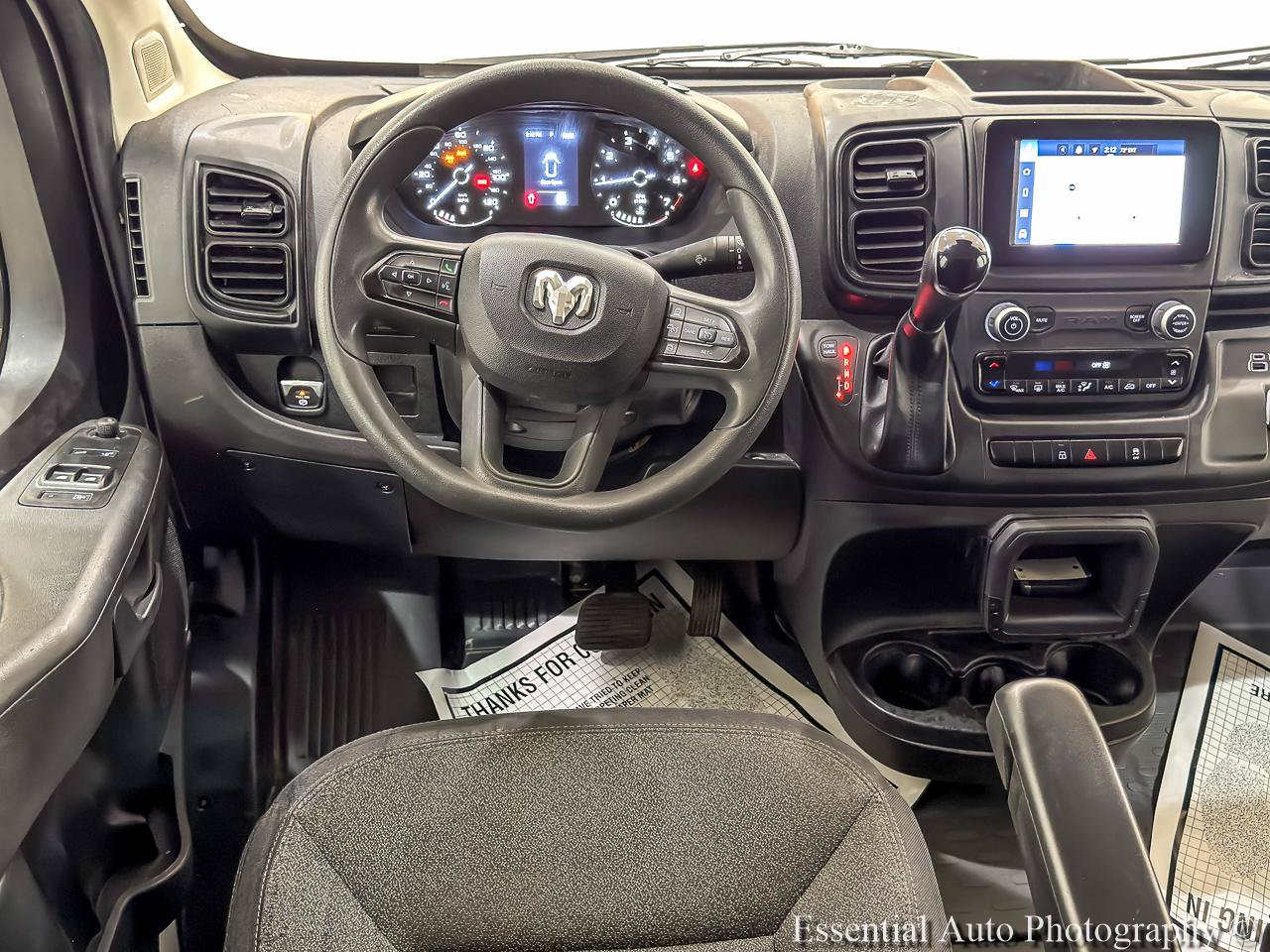 Used 2024 RAM ProMaster 2500 w/ Convenience Group FWD image 12
