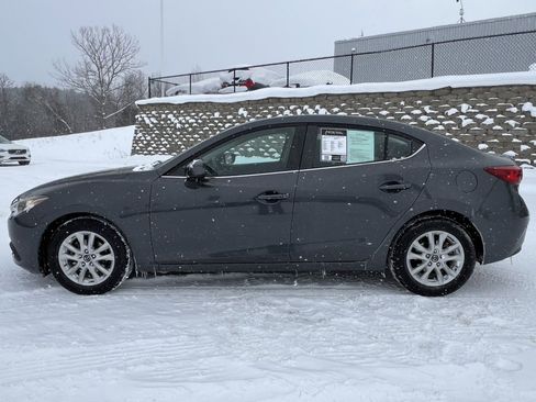 Used 2014 MAZDA MAZDA3 i Grand Touring image 35
