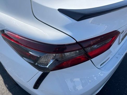 Used 2023 Toyota Camry SE w/ Convenience Package FWD image 10