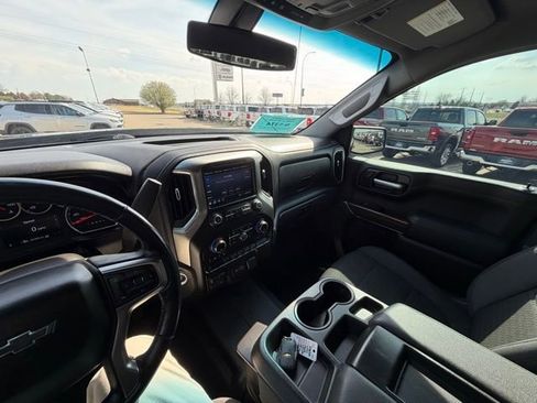Used 2021 Chevrolet Silverado 1500 RST AWD/4WD image 16