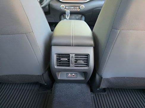 New 2026 Nissan Altima 2.5 SV FWD image 7