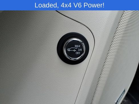 Used 2023 GMC Acadia Denali w/ Denali Ultimate Package AWD/4WD image 8