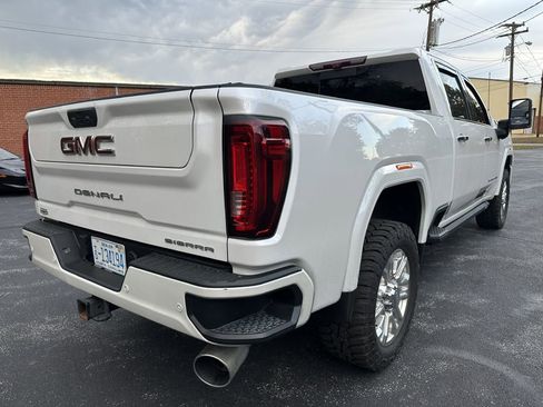 Used 2020 GMC Sierra 3500 Denali w/ Denali Ultimate Package image 3