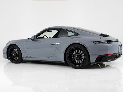 Used 2024 Porsche 911 Carrera GTS RWD image 4