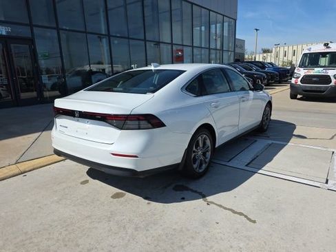 Used 2024 Honda Accord EX image 5