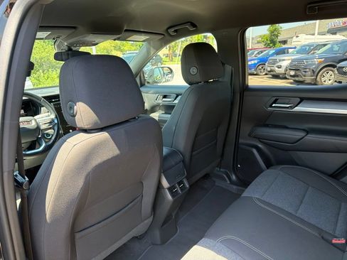 Used 2025 GMC Terrain Elevation AWD/4WD image 19