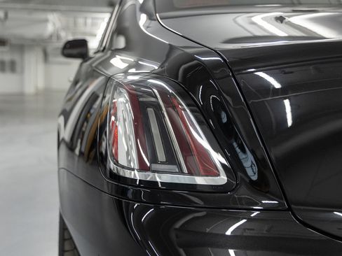Used 2025 Rolls-Royce Ghost image 30