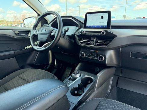 Used 2024 Ford Escape Active image 10