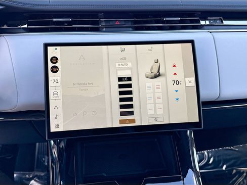 Used 2025 Land Rover Range Rover Sport Dynamic SE image 33