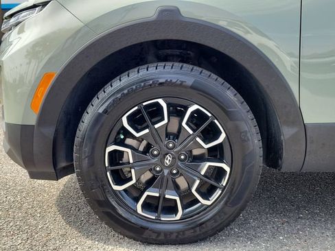 Used 2022 Hyundai Santa Cruz SE FWD image 6
