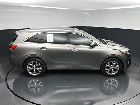 Used 2018 Kia Sorento SX AWD/4WD image 22