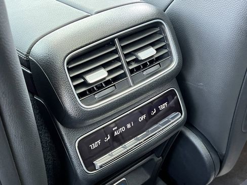 Used 2024 Mercedes-Benz GLS 450 4MATIC w/ AMG Line Exterior image 16