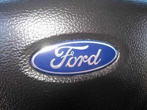 Used 2020 Ford F150 XLT w/ Equipment Group 302A Luxury AWD/4WD image 21