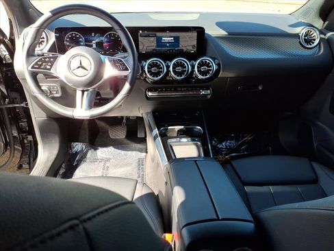 Certified 2025 Mercedes-Benz GLA 250 4MATIC image 13