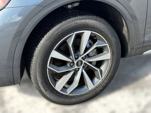 Used 2022 Audi Q5 2.0T Premium image 12