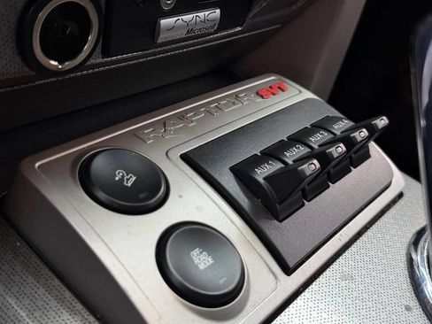 Used 2010 Ford F150 Raptor AWD/4WD image 21