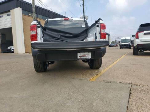 Used 2024 Ford Maverick XL image 6