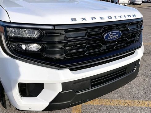 Certified 2025 Ford Expedition Max Active image 29