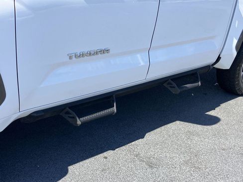 Used 2022 Toyota Tundra Limited image 10