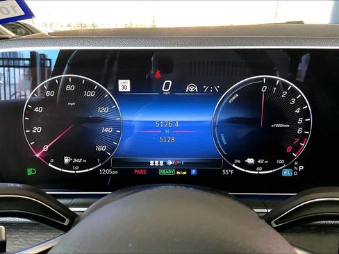 Used 2024 Mercedes-Benz GLE 450e 4MATIC image 25