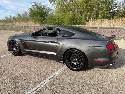 Used 2015 Ford Mustang GT Premium w/ GT Performance Package RWD image 3