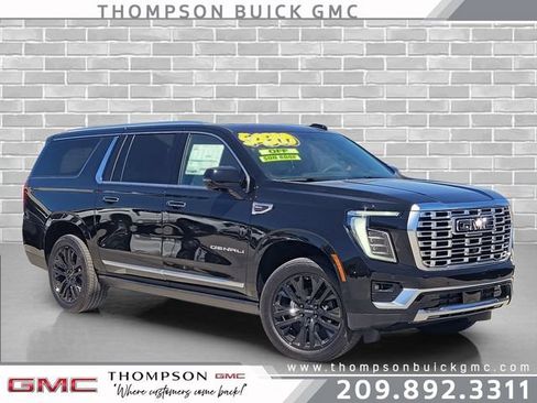 New 2026 GMC Yukon XL Denali w/ Denali Reserve Package AWD/4WD image 1