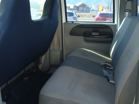 Used 2006 Ford F350 XL image 7