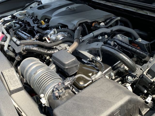 Used 2025 Toyota Camry LE FWD image 16
