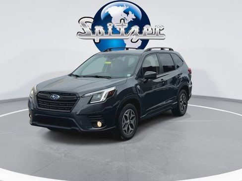 Used 2022 Subaru Forester Premium image 4
