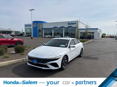 Used 2025 Hyundai Elantra Limited