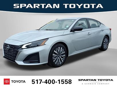 Used 2024 Nissan Altima 2.5 SV