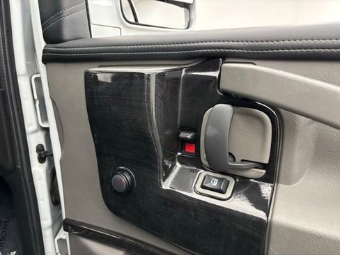 Used 2021 GMC Savana 2500 w/ Enhanced Convenience Package RWD image 23