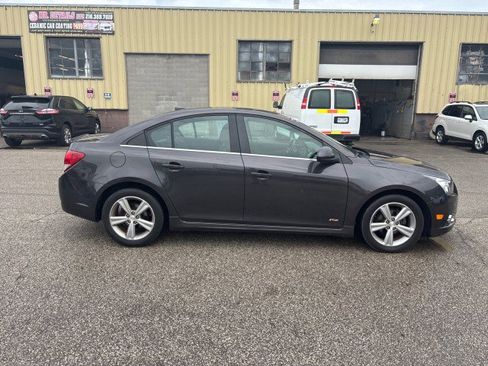 Used 2014 Chevrolet Cruze LT w/ RS Package image 4