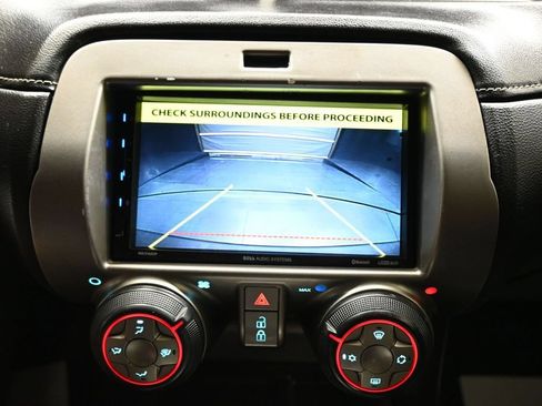 Used 2015 Chevrolet Camaro LT w/ 1LT Preferred Package RWD image 21