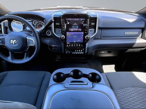 Certified 2025 RAM 2500 Big Horn AWD/4WD image 9