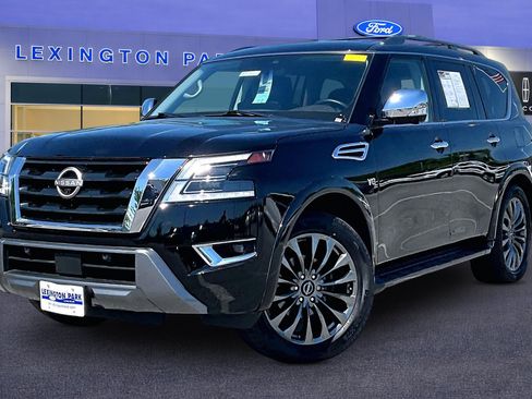 Used 2021 Nissan Armada Platinum w/ Captain's Chairs Package AWD/4WD image 3